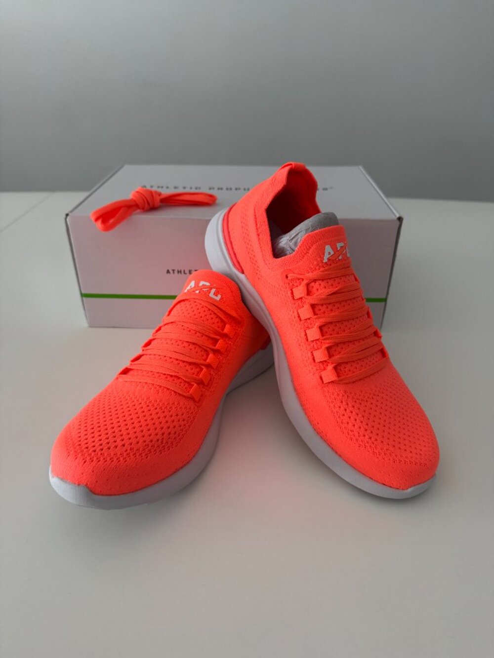 APL Women's TechLoom Breeze Sneakers in Laser Red NWB, Size 9